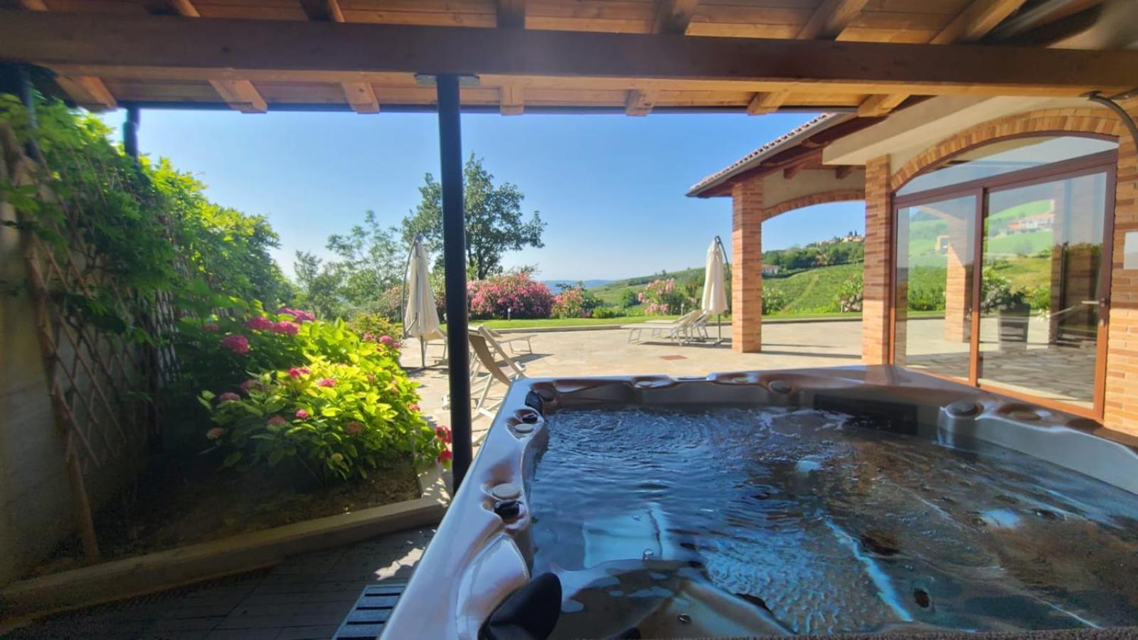 Casa Castella - Adults Only - Langhe Villa Diano dʼAlba Eksteriør bilde