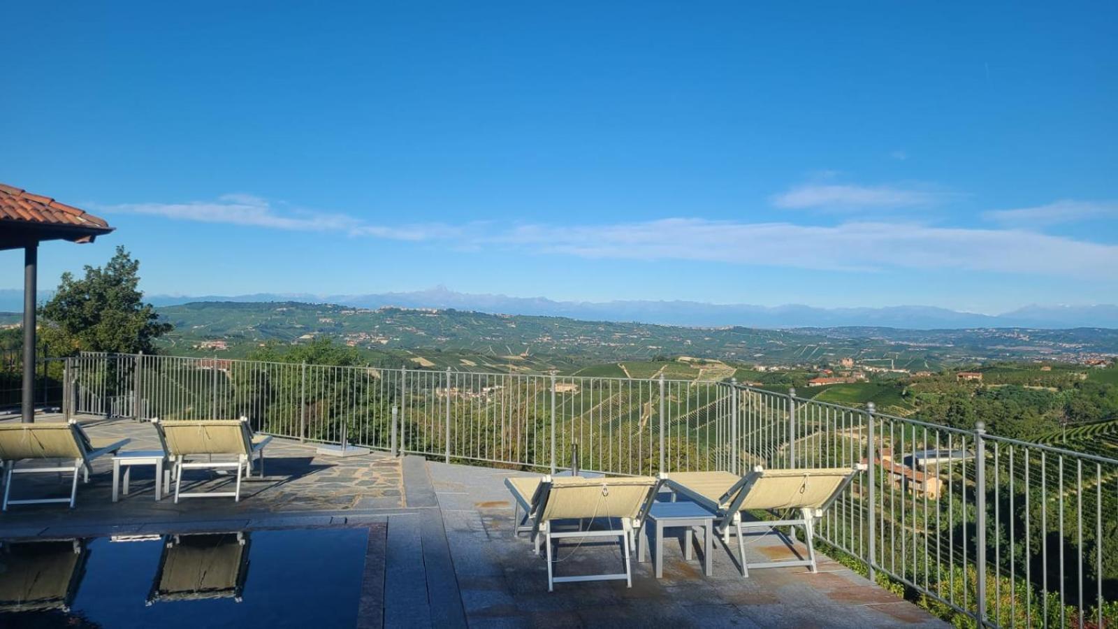 Casa Castella - Adults Only - Langhe Villa Diano dʼAlba Eksteriør bilde
