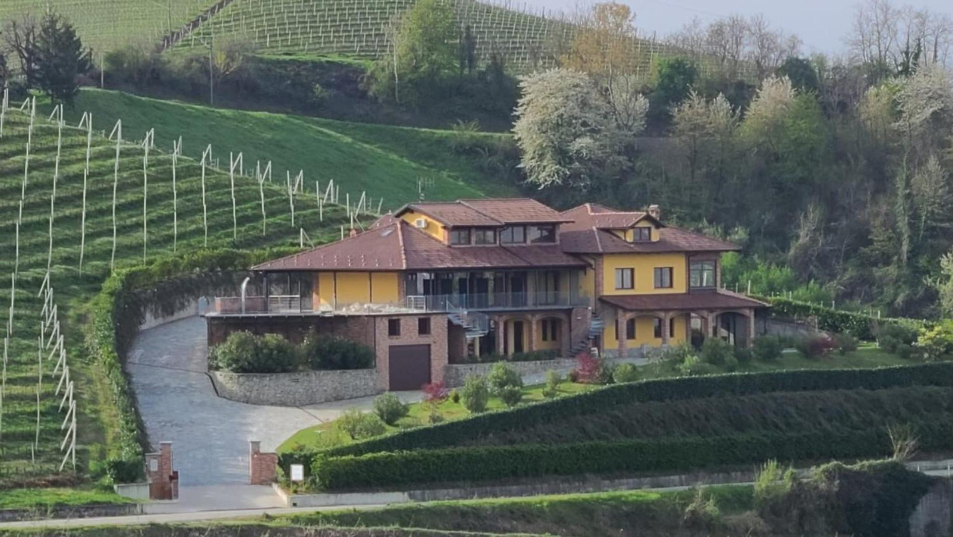 Casa Castella - Adults Only - Langhe Villa Diano dʼAlba Eksteriør bilde