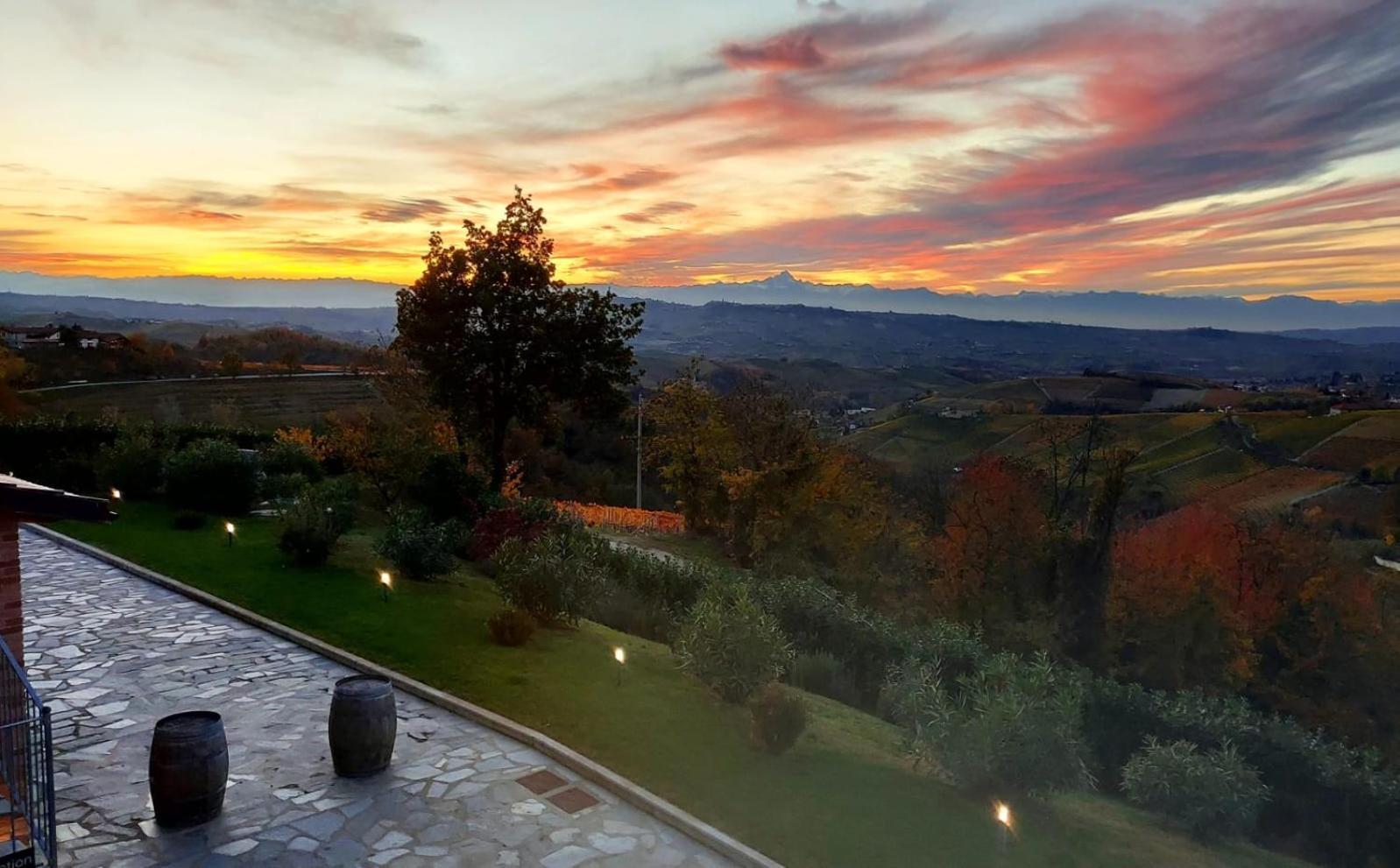 Casa Castella - Adults Only - Langhe Villa Diano dʼAlba Eksteriør bilde